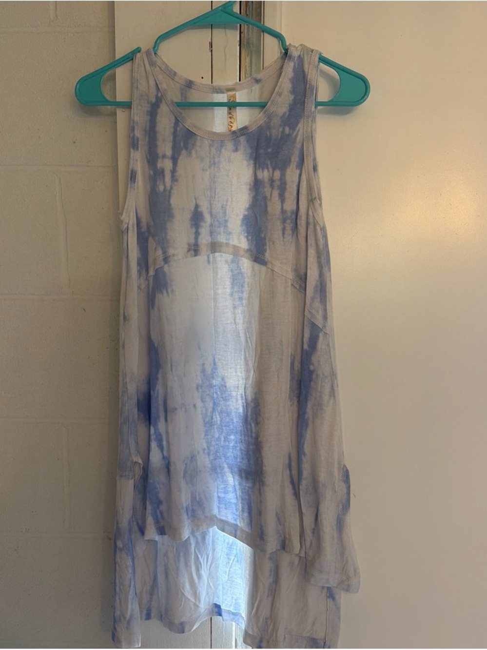 ANDREE BY UNIT Blue and White Tie-Dye Sleeveless Tunic